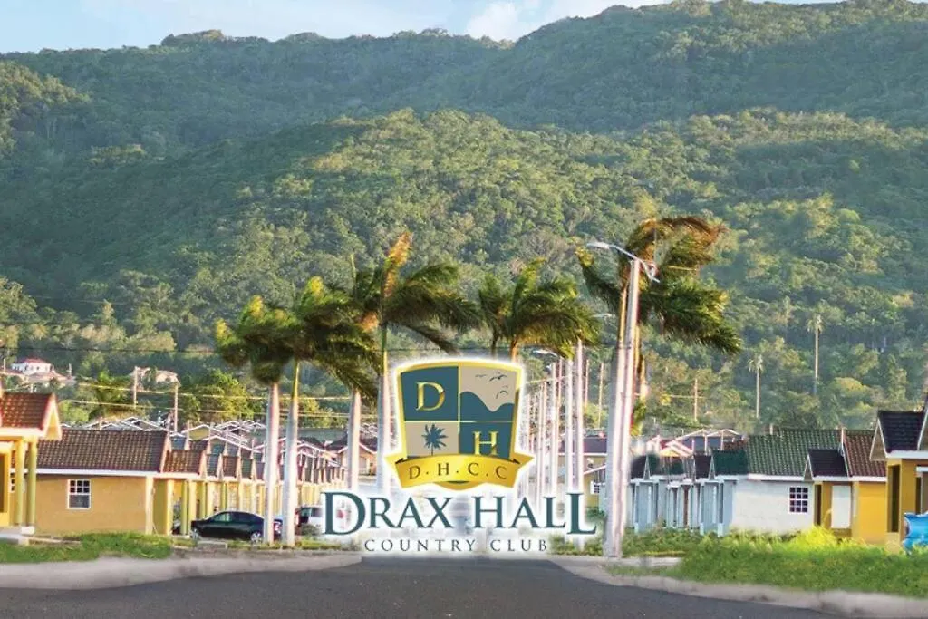 3 Bedrooms. 3 Bath Villa. Pool. Super Suite Ocho Rios