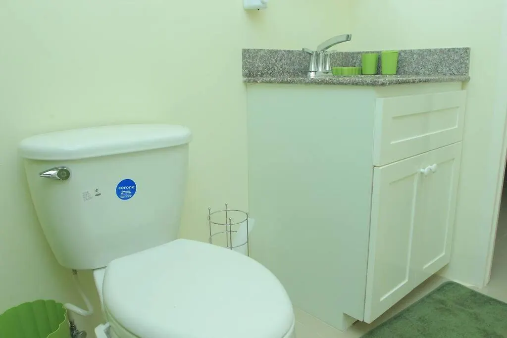 3 Bedrooms. 3 Bath Villa. Pool. Super Suite Ocho Rios 0*,  Jamaica